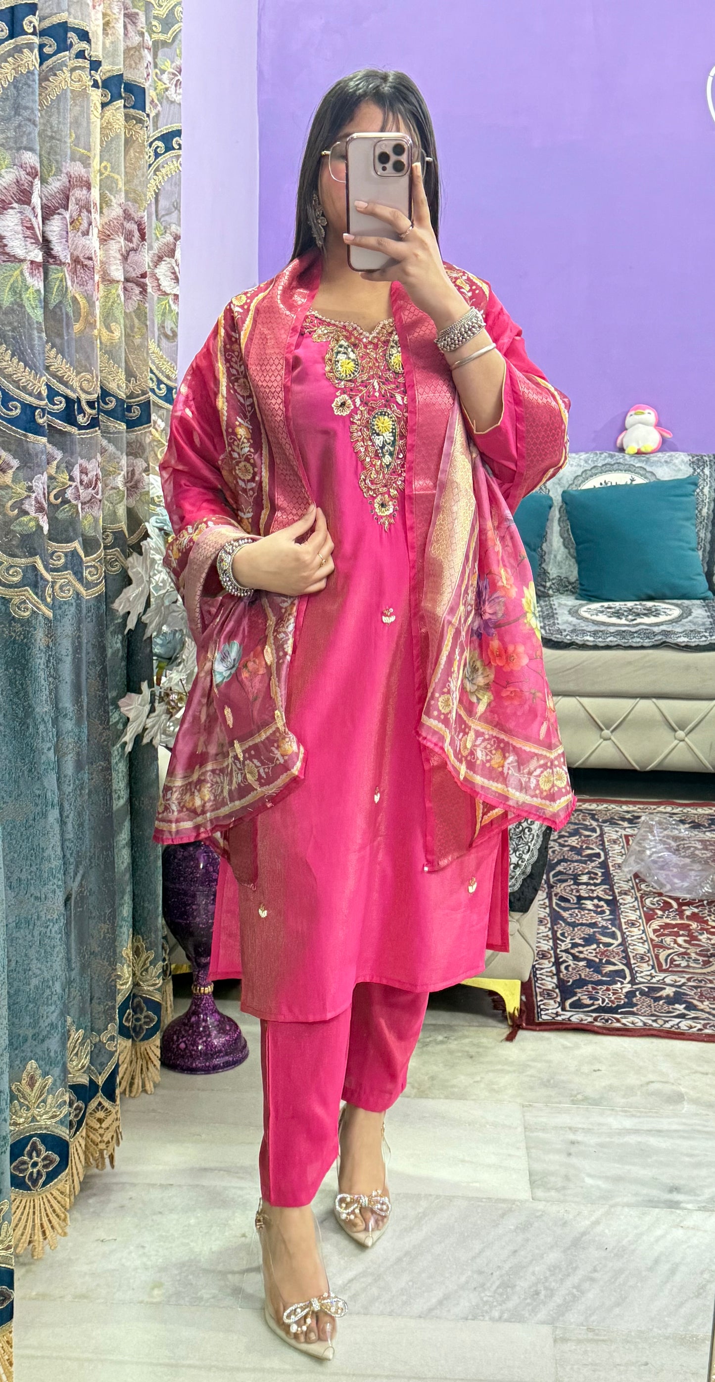 Beautifull Handwork Suit