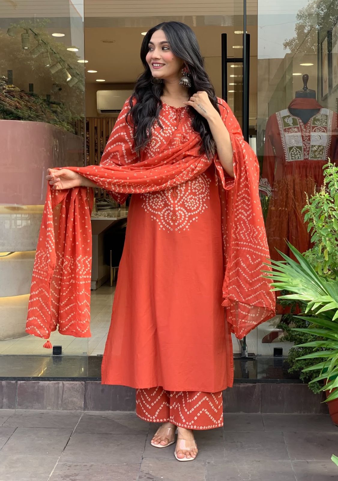 Women’s Bandhej Suit – Traditional Ethnic Wear with Classic Tie-Dye Print