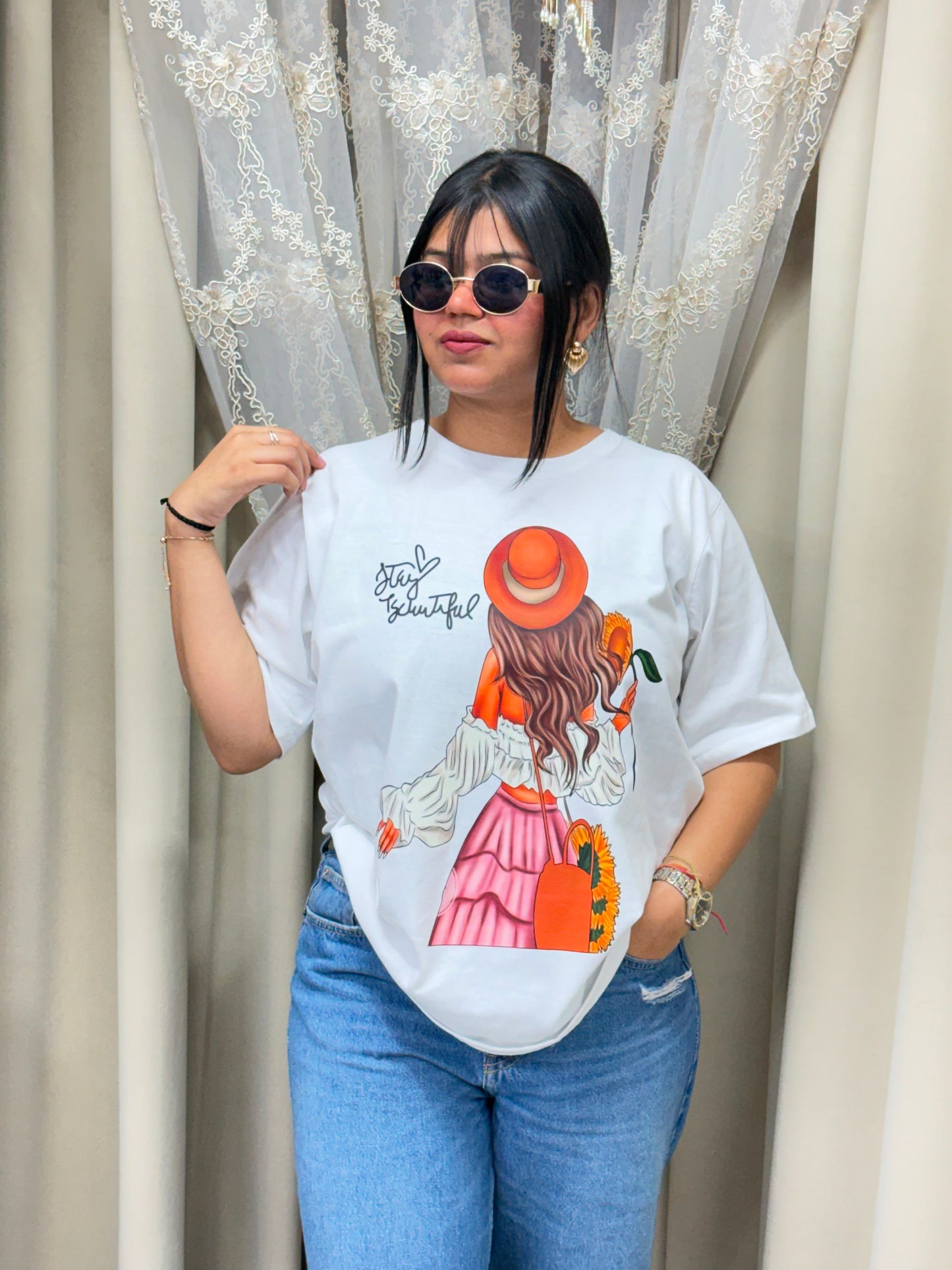 Premium Women's White Oversized T-Shirt | Chic "Stay Beautiful" Girl Graphic Print Tee - Pure Cotton Hosiery