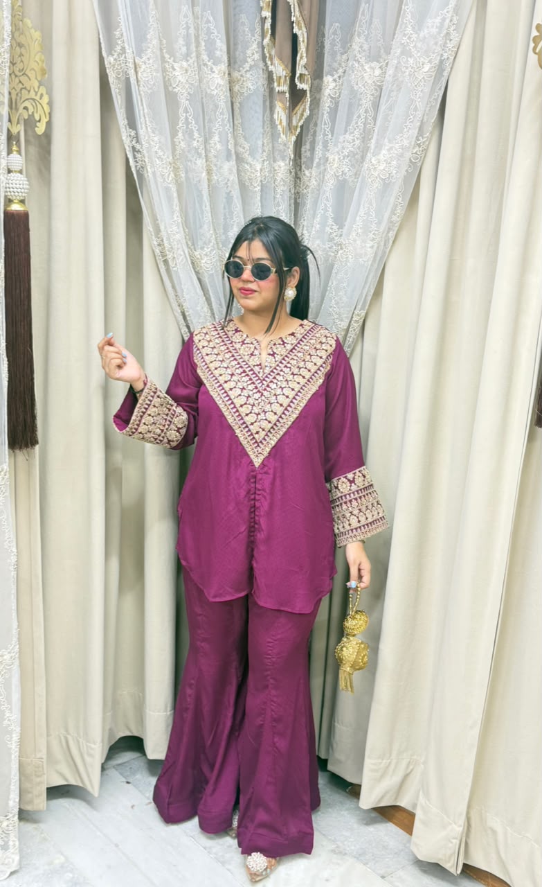 Designer front cut festive special cordset with jari work