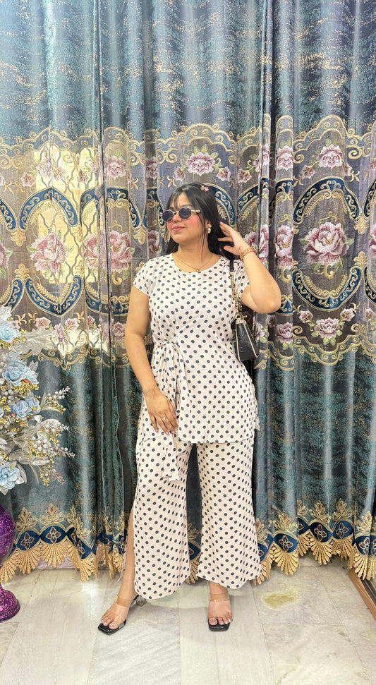 Polka cordset