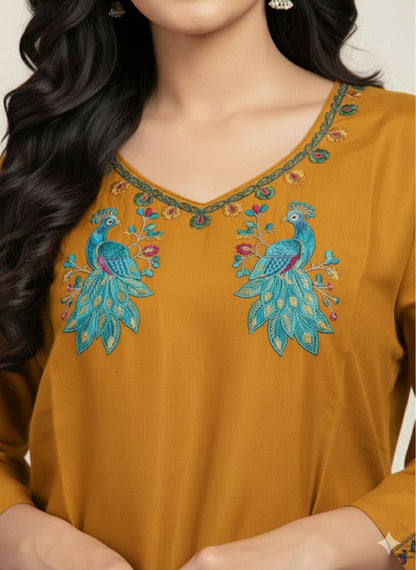 Peacock Farshi cordset 😍