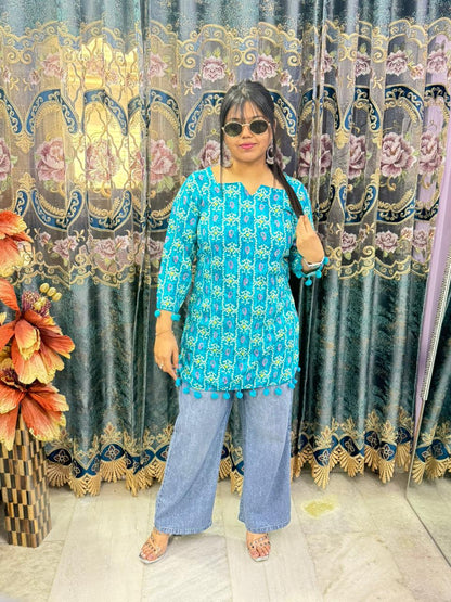 URVASHI BANDHANI SHORT KURTI