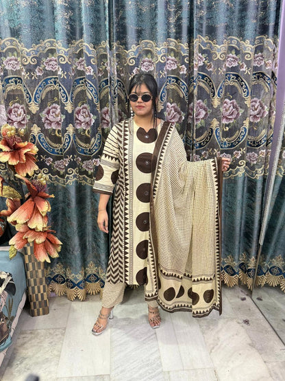 BEAUTIFUL COTTON POLKADOT SUIT