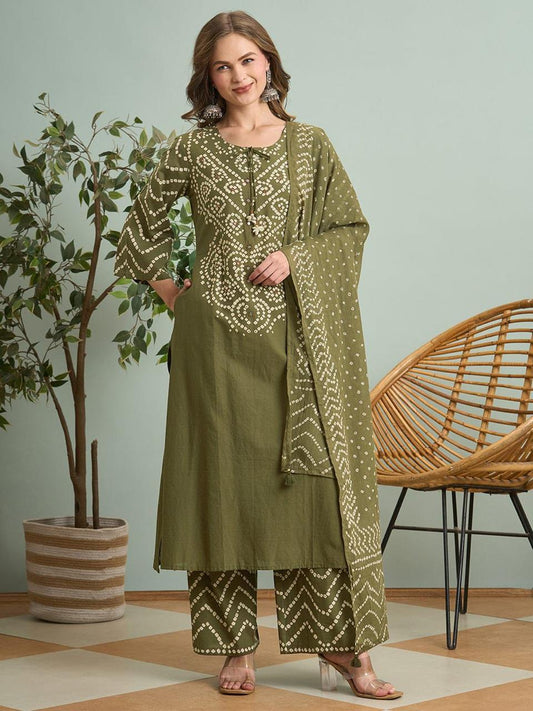 Women’s Bandhej Suit – Traditional Ethnic Wear with Classic Tie-Dye Print