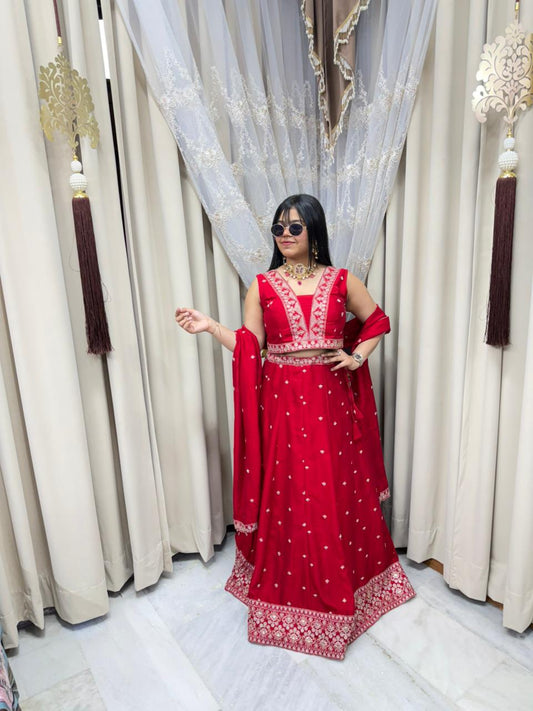 Beautiful Designer Silk Lehenga Saree – Royal & Elegant Look