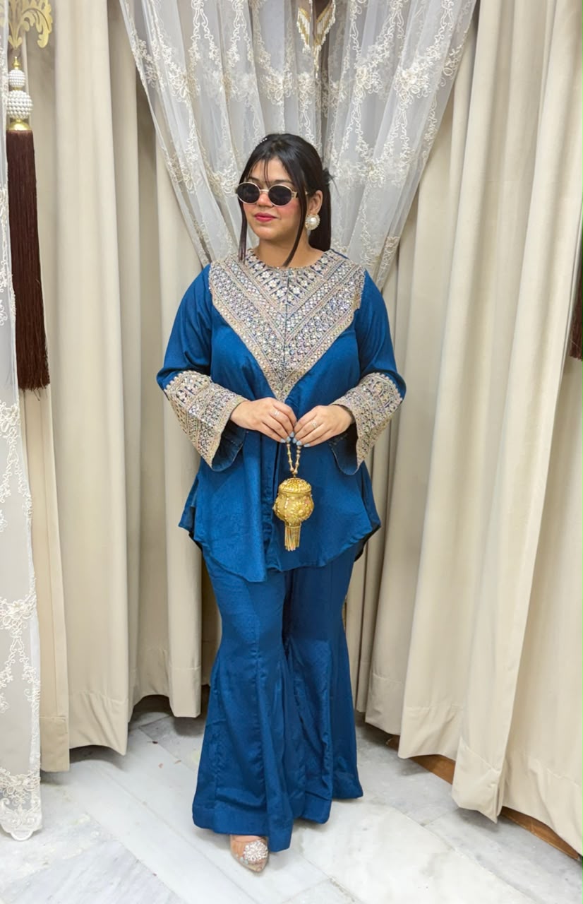 Designer front cut festive special cordset with jari work