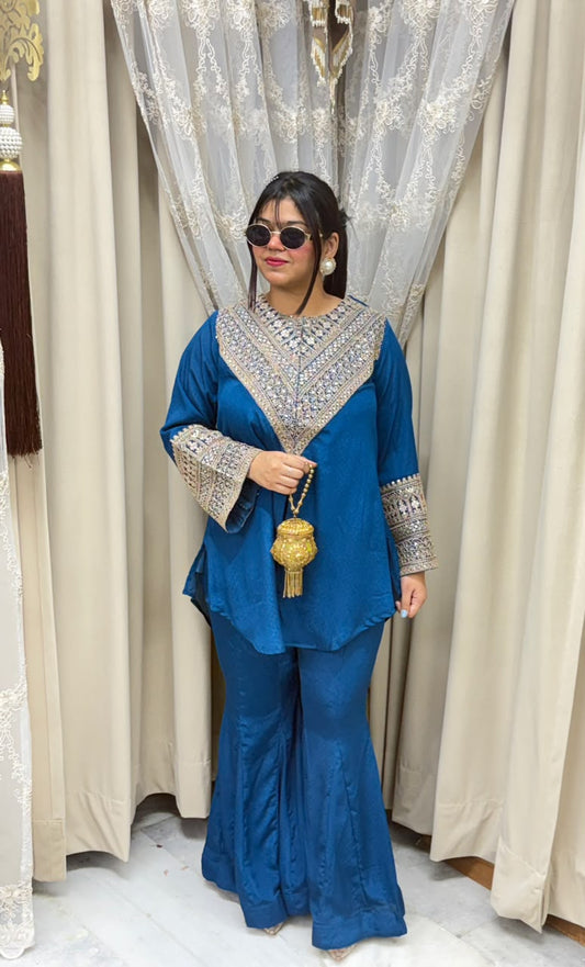 Designer front cut festive special cordset with jari work