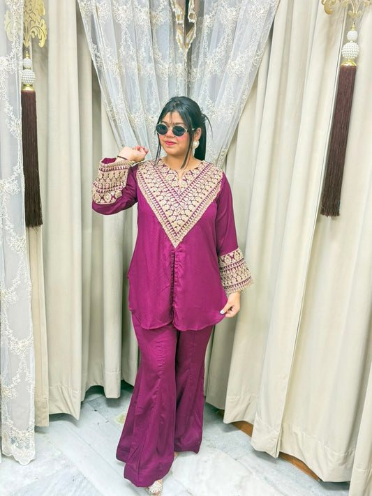 Designer front cut festive special cordset with jari work