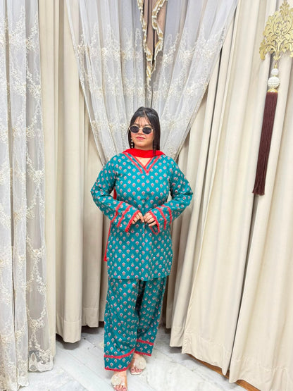 Pinterest Trending Green Printed Cotton Farshi Suit Set with Lace Details