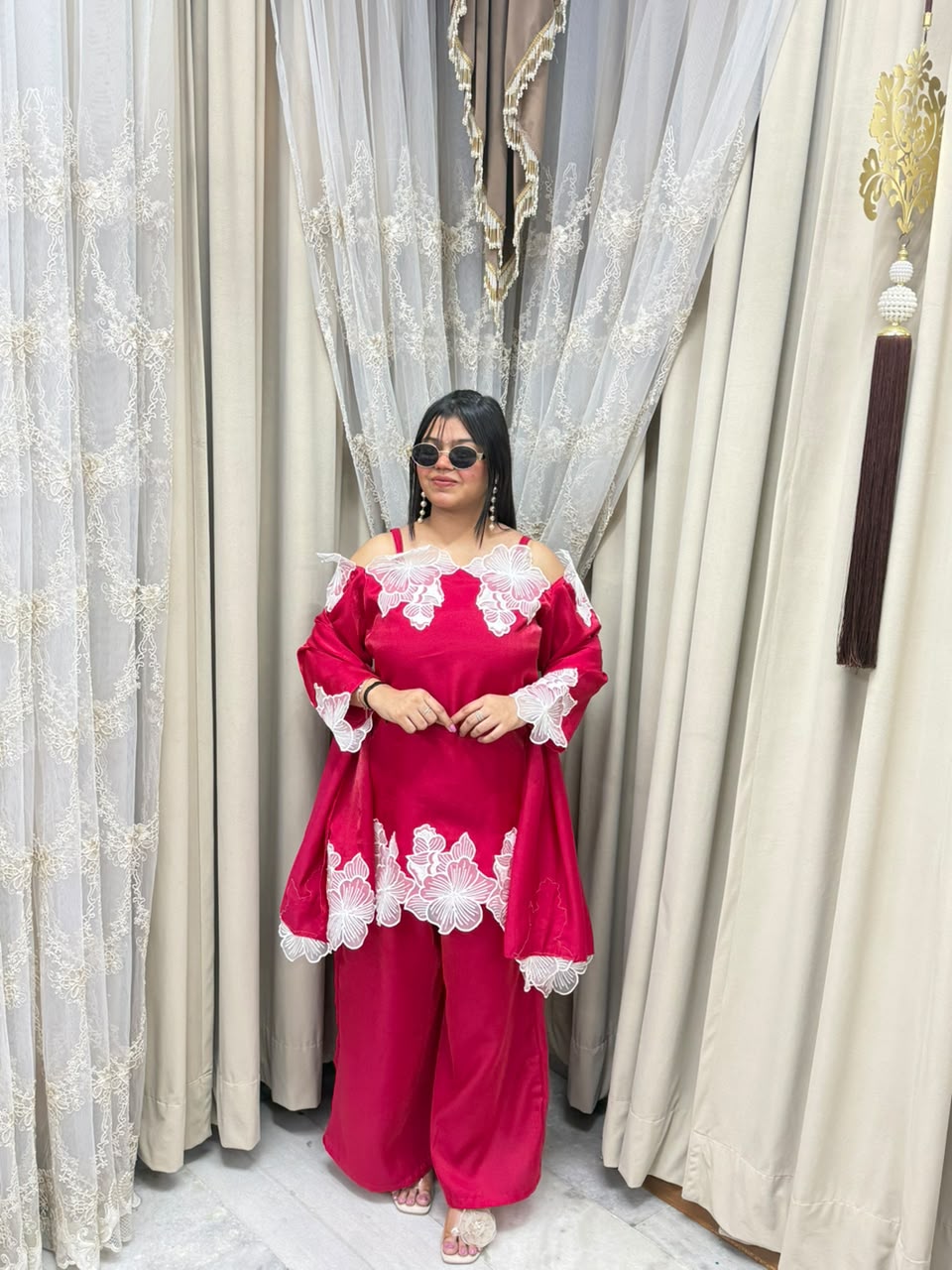 Designer LILI SUIT