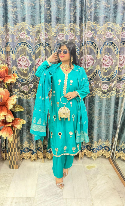 Desingner mirror straight suit